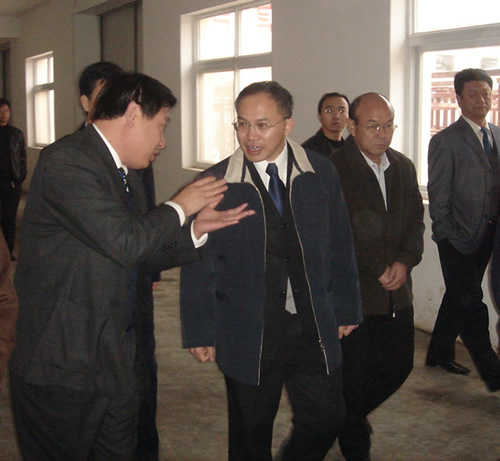 2006年，河北出入境檢驗(yàn)檢疫局程方局長(zhǎng)來我公司視察